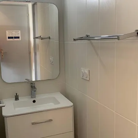 Apartment 358 4 Pers Port Nature 4 Pres Du Waiki Agde